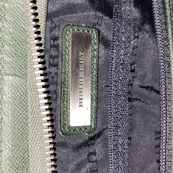 BURBERRY Zippered Clutch Leather Vintage Bag - Picture 8 of 16